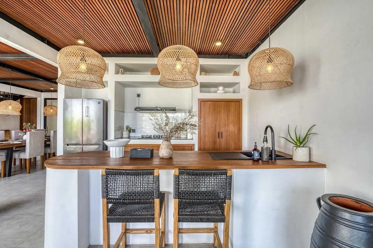 Auraya Vista - Luxurious 4Br In Uluwatu